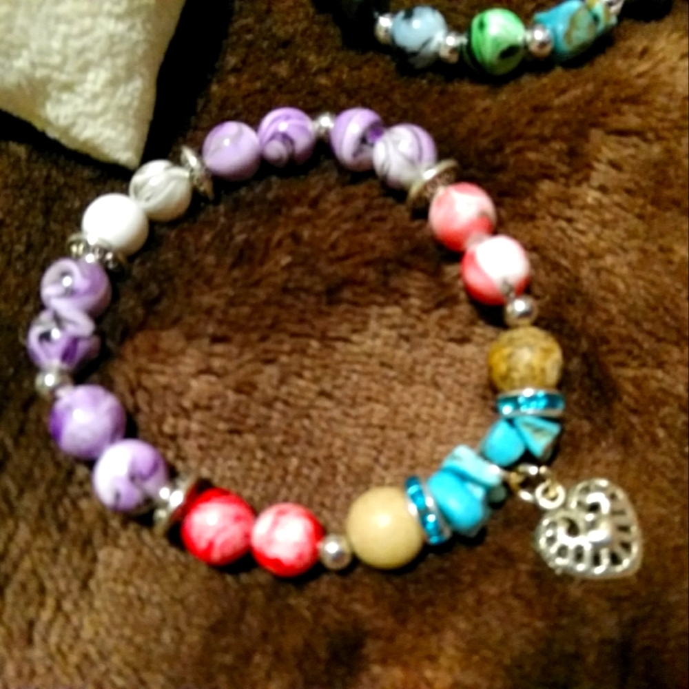 Heart charm beaded Stretchy bracelet
